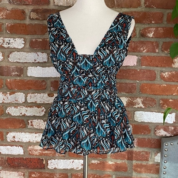 Walter Baker Will Smocked Peplum Top Size Small NWT - Picture 3 of 11